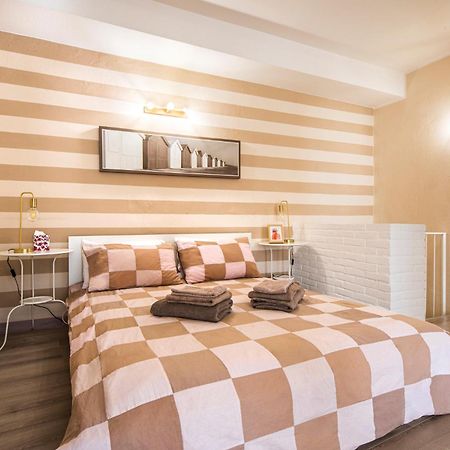 Reggio Center Lovely Apartments Reggio Emilia Bagian luar foto