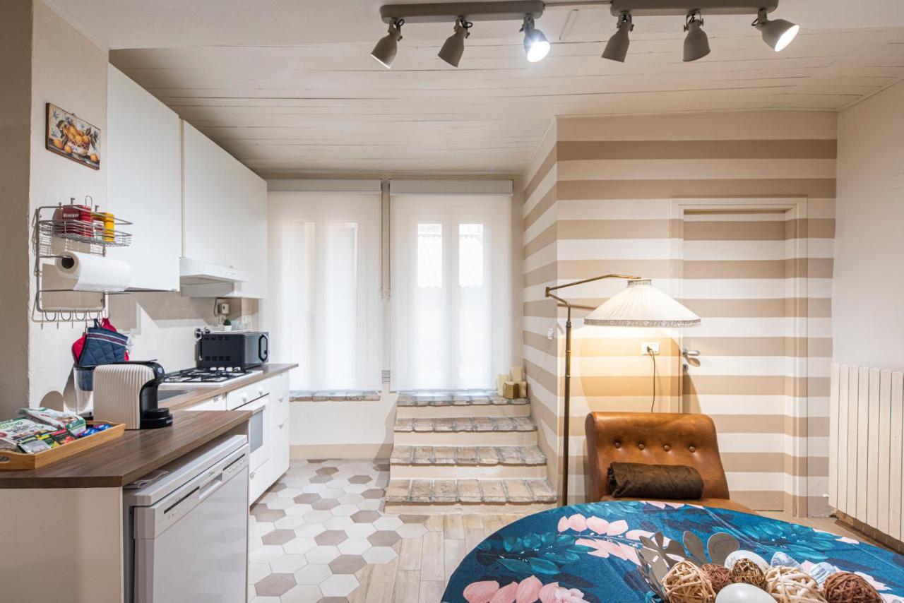 Reggio Center Lovely Apartments Reggio Emilia Bagian luar foto