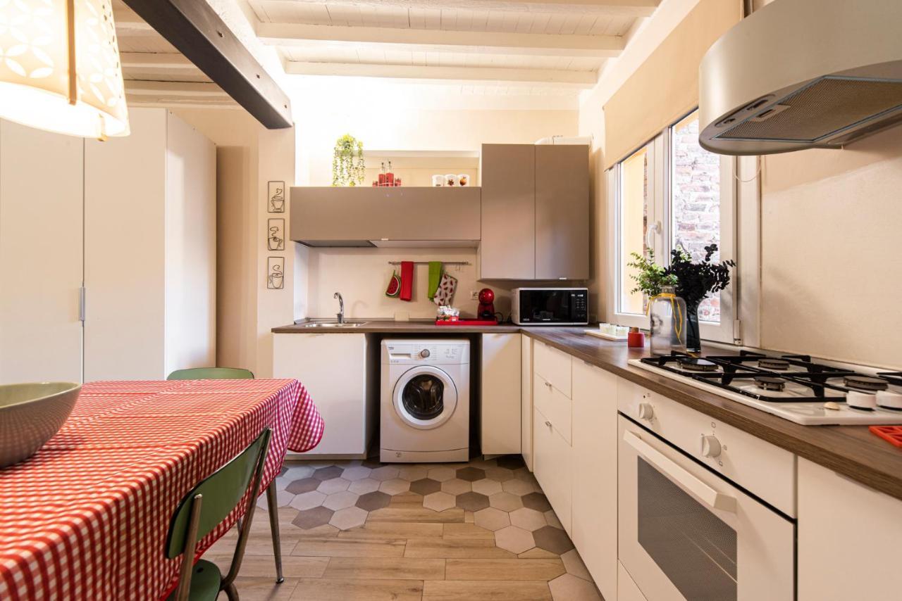 Reggio Center Lovely Apartments Reggio Emilia Bagian luar foto