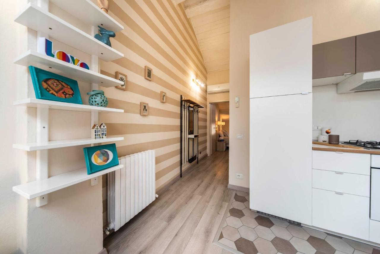 Reggio Center Lovely Apartments Reggio Emilia Bagian luar foto