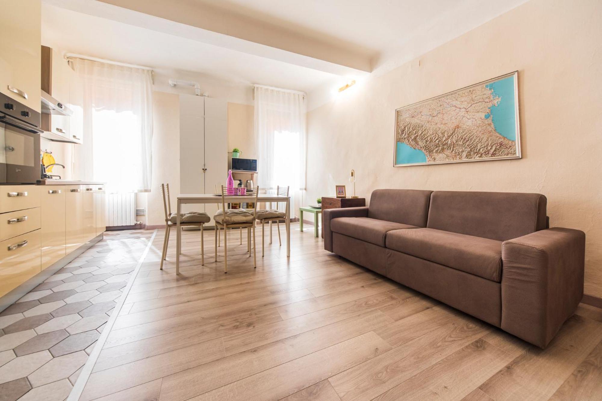 Reggio Center Lovely Apartments Reggio Emilia Bagian luar foto